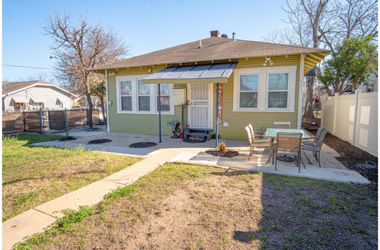 Stunning 3 Bedroom Home Near Dt Alamodome - Riverwalk San Antonio Exterior photo